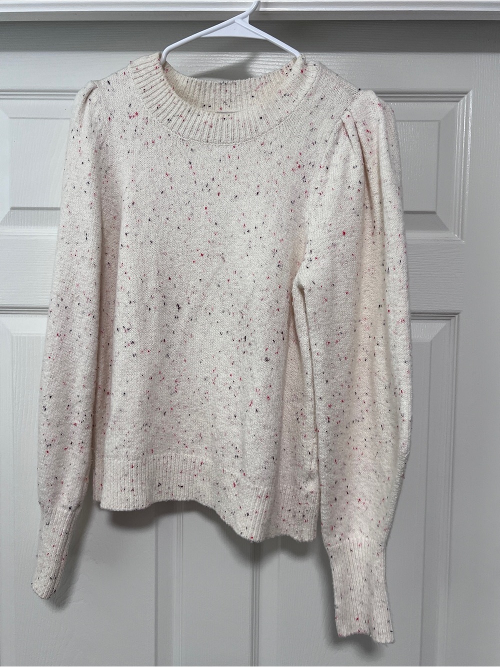 Cream Speckled Puff-Sleeve Sweater - Women's